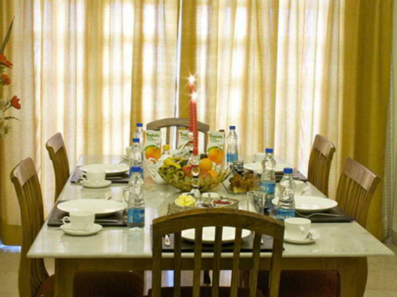 बिस्तर और नाश्ता Colonel's Retreat 3*